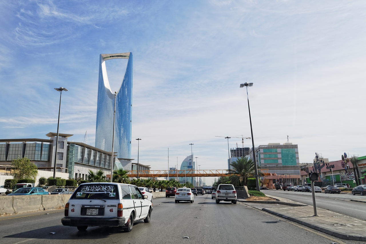 King Fahd Road, Riyadh
