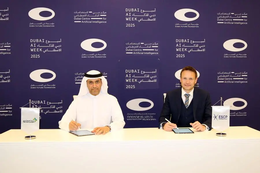 Dubai Health Authority signs MoU to train leadership in AI